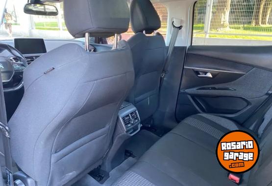 Autos - Peugeot 3008 2018 Nafta 100000Km - En Venta