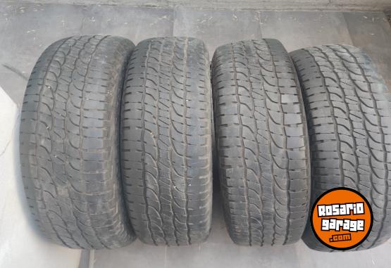 Accesorios para Autos - Juego de Llantas 18 Toyota Hilux Srx MUY BUENAS. $2.200.000 las 4. NO BAJO PRECIO - En Venta