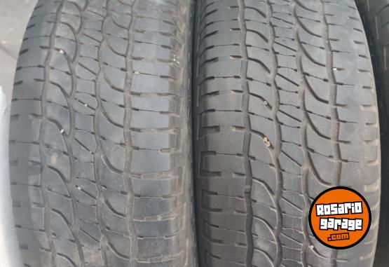 Accesorios para Autos - Juego de Llantas 18 Toyota Hilux Srx MUY BUENAS. $2.200.000 las 4. NO BAJO PRECIO - En Venta