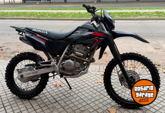 Motos - Honda Tornado 2013 Nafta 32000Km - En Venta