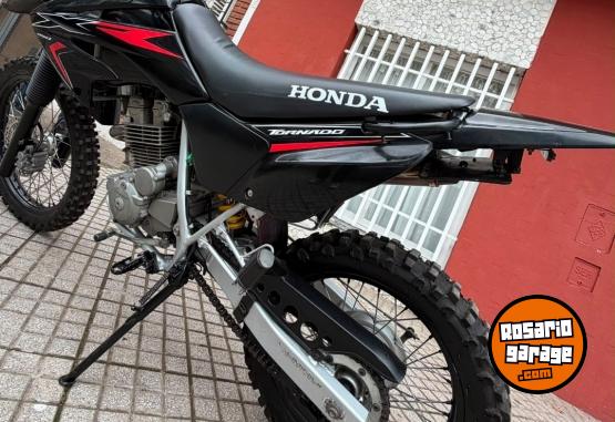 Motos - Honda Tornado 2013 Nafta 32000Km - En Venta