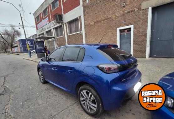 Autos - Peugeot 208 automático techo cuer 2021 Nafta - En Venta