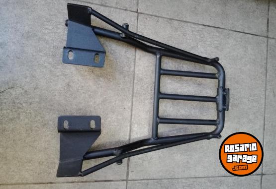 Accesorios para Motos - Porta equipaje para Honda CB 190 Impecable !! - En Venta