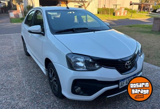Autos - Toyota Etios XLS Pack At. 2022 Nafta 45000Km - En Venta