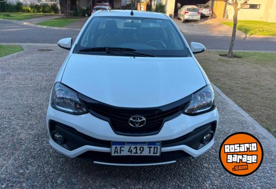 Autos - Toyota Etios XLS Pack At. 2022 Nafta 45000Km - En Venta