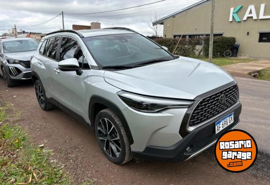 Autos - Toyota COROLLA CROSS SEG NAFTA 2023 Nafta 51000Km - En Venta
