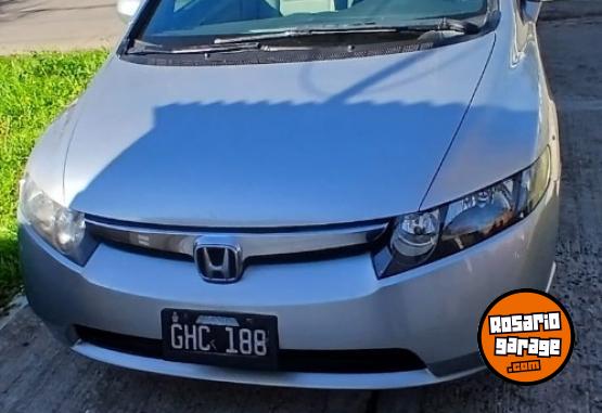 Autos - Honda Civic 2007 Nafta 273000Km - En Venta
