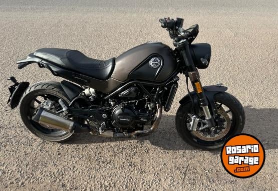 Motos - Benelli Leoncino 500 2021 Nafta 8300Km - En Venta
