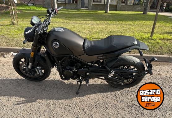 Motos - Benelli Leoncino 500 2021 Nafta 8300Km - En Venta