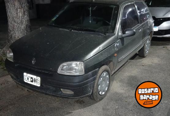 Autos - Renault Clio 1997 Nafta 149000Km - En Venta