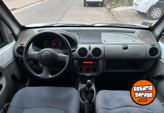 Utilitarios - Renault Kangoo 2005 Diesel 195000Km - En Venta