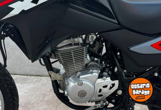 Motos - Honda XR 150L 2026 Nafta 2600Km - En Venta