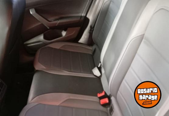Camionetas - Volkswagen Nivus Highline 2022 Nafta 43000Km - En Venta