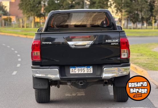 Camionetas - Toyota Hilux 2018 Diesel 103000Km - En Venta