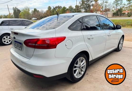 Autos - Ford Focus 2018 Nafta 98000Km - En Venta