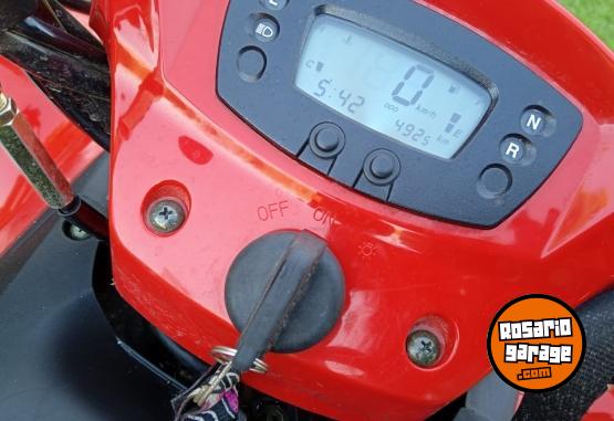 Cuatris y UTVs - Kawasaki BRUTE FORCE 300 2025 492Km - En Venta