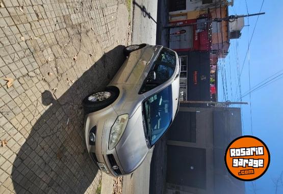 Autos - Fiat Idea Essence 1.6 2011 Nafta 236000Km - En Venta