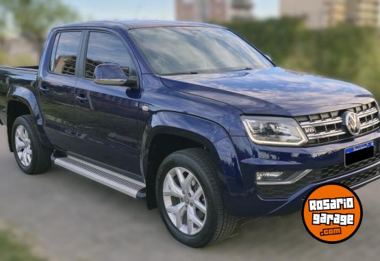 Camionetas - Volkswagen AMAROK V6 HIGHLINE 2023 Diesel 71000Km - En Venta