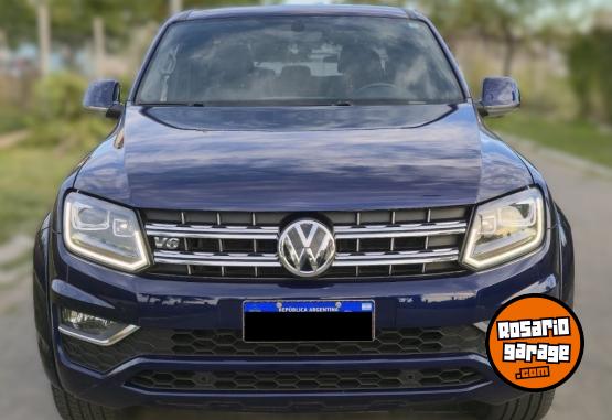 Camionetas - Volkswagen AMAROK V6 HIGHLINE 2023 Diesel 71000Km - En Venta
