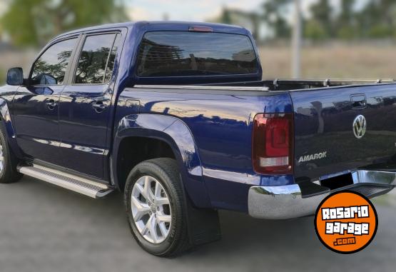 Camionetas - Volkswagen AMAROK V6 HIGHLINE 2023 Diesel 71000Km - En Venta