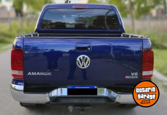 Camionetas - Volkswagen AMAROK V6 HIGHLINE 2023 Diesel 71000Km - En Venta