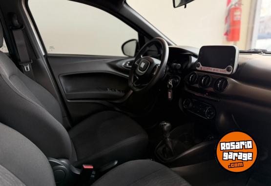 Autos - Fiat Cronos Drive 1.3 2025 Nafta 13000Km - En Venta