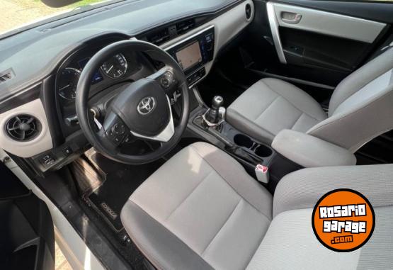 Autos - Toyota Corolla XEI 2017 Nafta 87000Km - En Venta