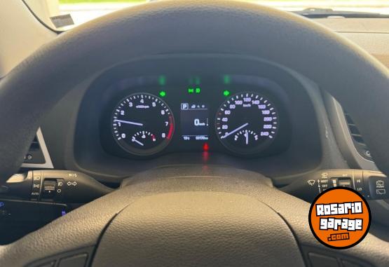 Autos - Hyundai TUCSON 2WD AT STYLE 2018 Nafta 100000Km - En Venta