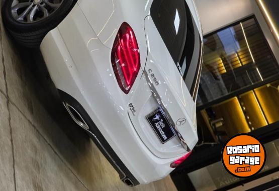 Autos - Mercedes Benz MERCEDES BENZ C250 STYLE 2019 Nafta 95000Km - En Venta