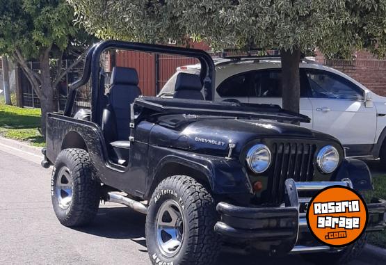 Clásicos - JEEP IKA CORTO - En Venta