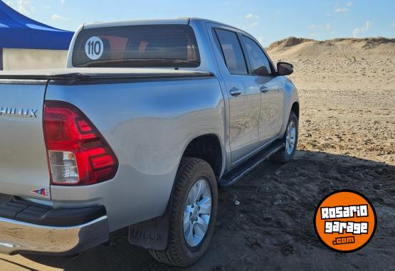Camionetas - Toyota Hilux 2017 Diesel 167000Km - En Venta