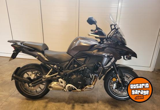 Motos - Benelli Trk 502 asfaltica 2024 Nafta 2800Km - En Venta
