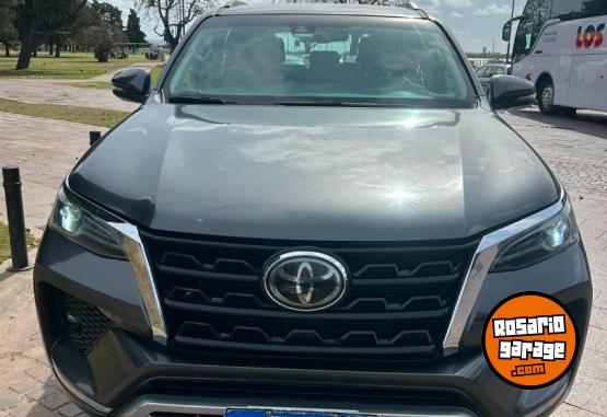 Camionetas - Toyota SW4 SRX 2.8 TDI 2021 Diesel 111285Km - En Venta
