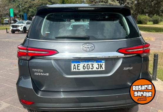 Camionetas - Toyota SW4 SRX 2.8 TDI 2021 Diesel 111285Km - En Venta
