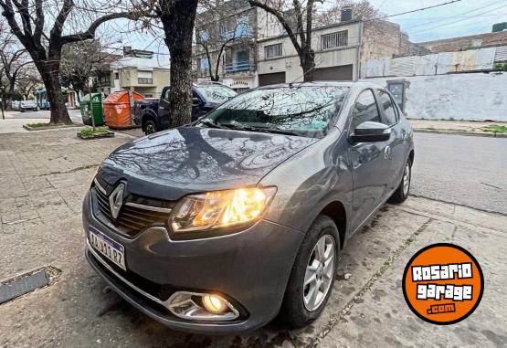 Autos - Renault Logan 2016 Nafta 105000Km - En Venta