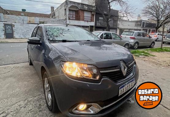 Autos - Renault Logan 2016 Nafta 105000Km - En Venta