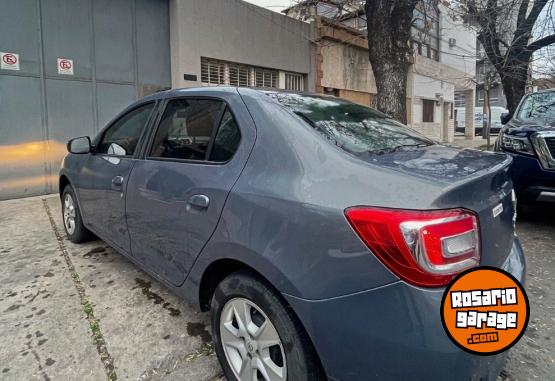 Autos - Renault Logan 2016 Nafta 105000Km - En Venta