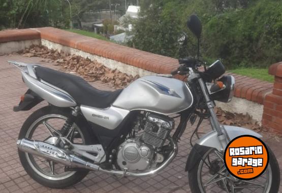 Motos - Suzuki EN 125 2A 2010 Nafta 49000Km - En Venta