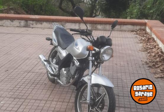 Motos - Suzuki EN 125 2A 2010 Nafta 49000Km - En Venta