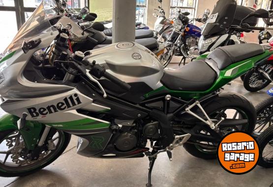 Motos - Benelli 302 r 2021 Nafta 20630Km - En Venta