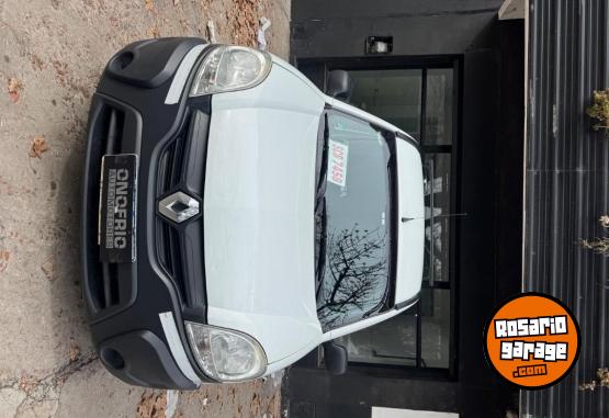 Utilitarios - Renault Kangoo 2017 Nafta 300000Km - En Venta