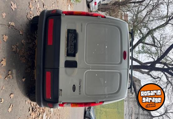 Utilitarios - Renault Kangoo 2017 Nafta 300000Km - En Venta