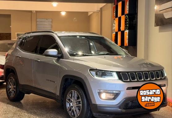 Camionetas - Chrysler JEEP COMPASS SPORT 2020 Nafta 98000Km - En Venta