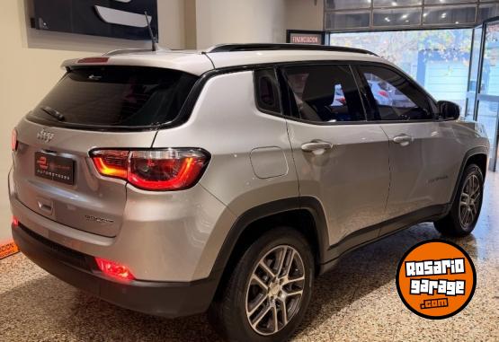 Camionetas - Chrysler JEEP COMPASS SPORT 2020 Nafta 98000Km - En Venta
