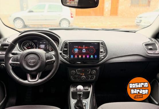 Camionetas - Chrysler JEEP COMPASS SPORT 2020 Nafta 98000Km - En Venta