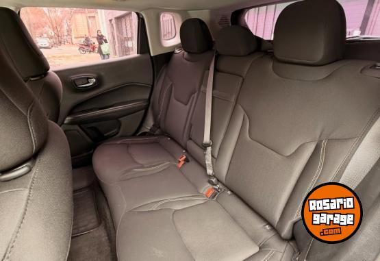 Camionetas - Chrysler JEEP COMPASS SPORT 2020 Nafta 98000Km - En Venta