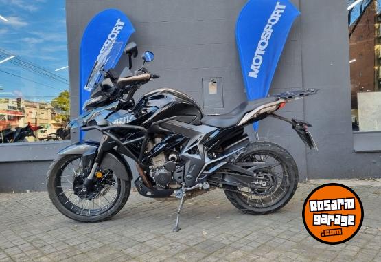 Motos - Zontes T2 350 2025 Nafta 4200Km - En Venta