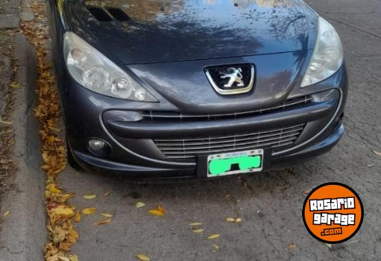 Autos - Peugeot 207 Compact 1.4 2011 Nafta 140000Km - En Venta