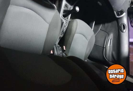 Autos - Peugeot 207 Compact 1.4 2011 Nafta 140000Km - En Venta