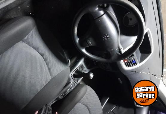Autos - Peugeot 207 Compact 1.4 2011 Nafta 140000Km - En Venta